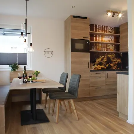 Holiday home Waldschatz